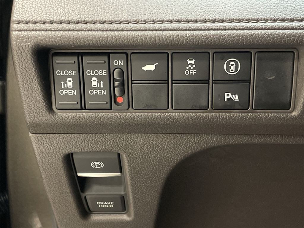 Thumbnail: 2023 Honda Odyssey - 36