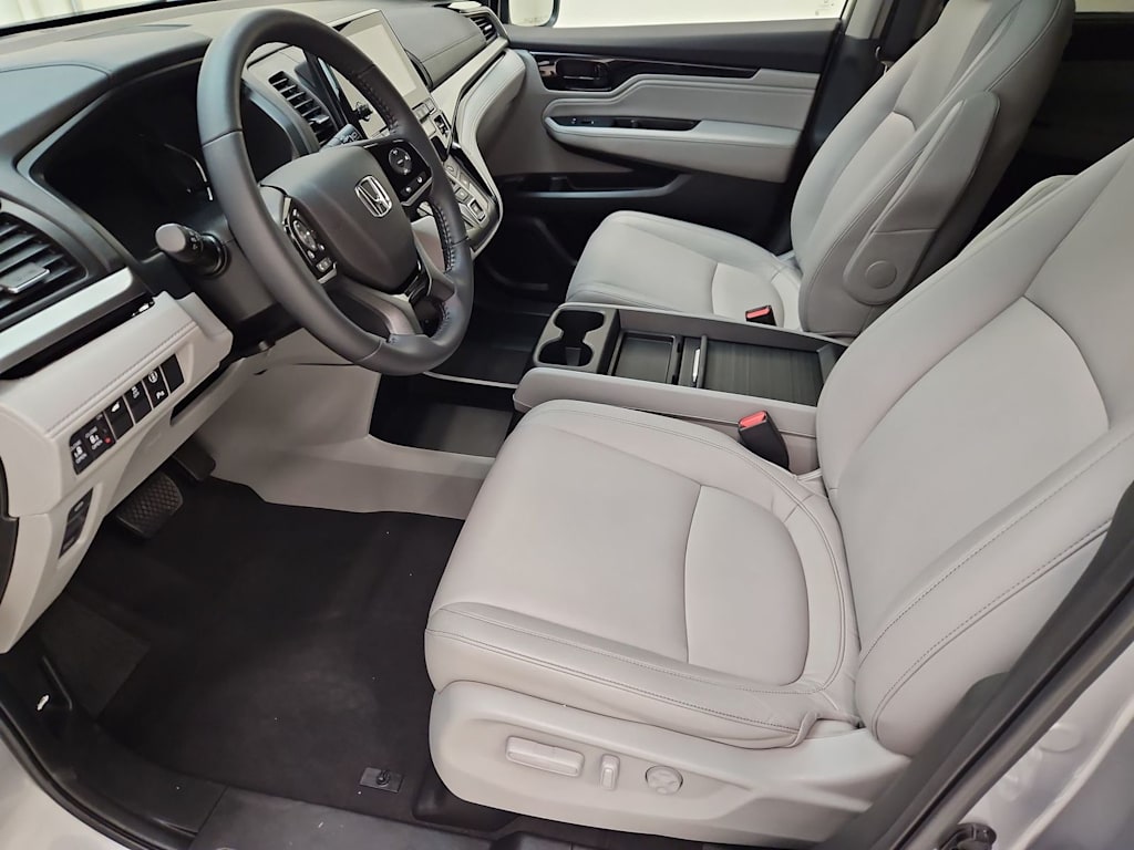 Thumbnail: 2023 Honda Odyssey - 9