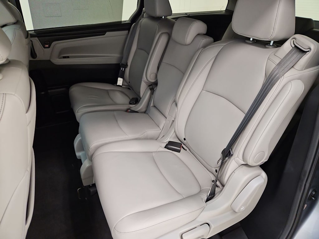 Thumbnail: 2023 Honda Odyssey - 10