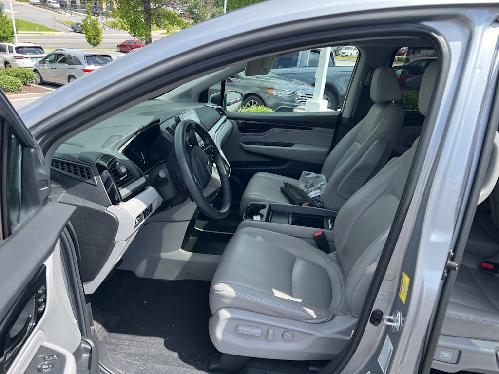 Thumbnail: 2023 Honda Odyssey - 8