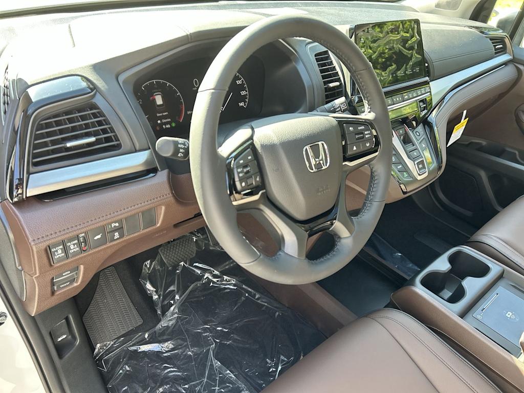 Thumbnail: 2026 Honda Odyssey - 8