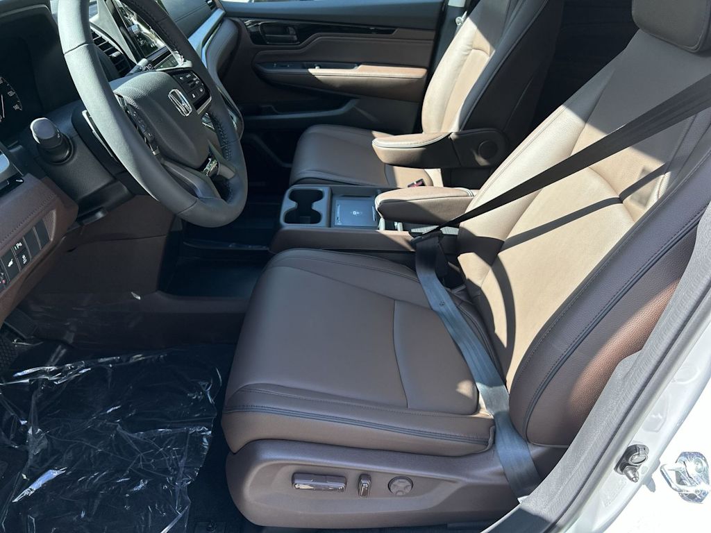 Thumbnail: 2026 Honda Odyssey - 9
