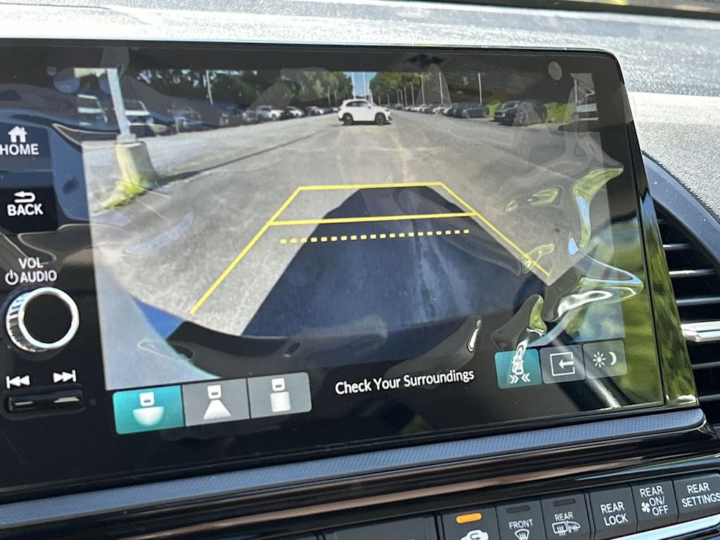 Thumbnail: 2026 Honda Odyssey - 11