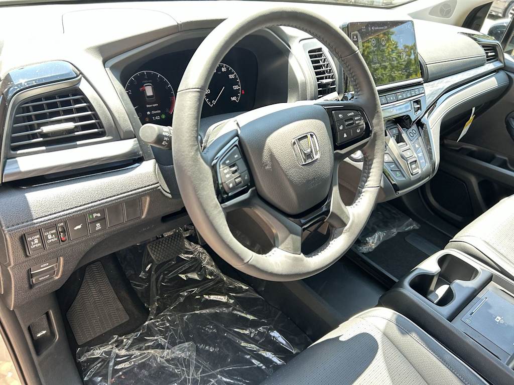 Thumbnail: 2026 Honda Odyssey - 8