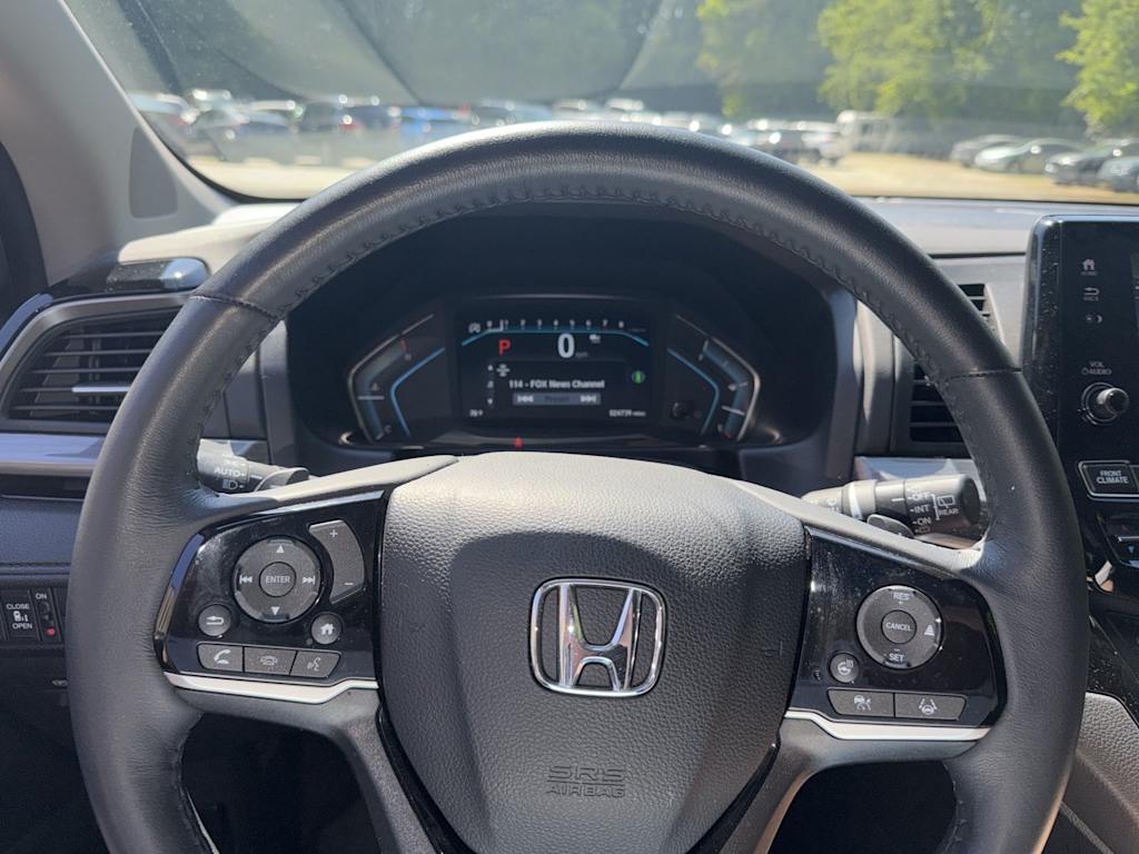 Thumbnail: 2023 Honda Odyssey - 21