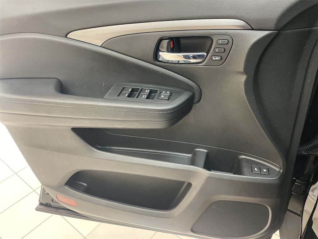 Thumbnail: 2022 Honda Pilot - 20