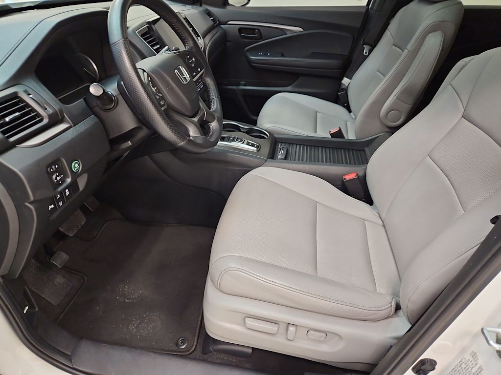 Thumbnail: 2023 Honda Passport - 8