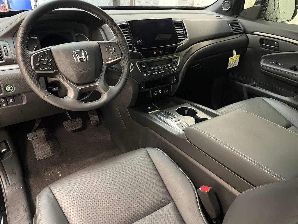 Thumbnail: 2025 Honda Passport - 7