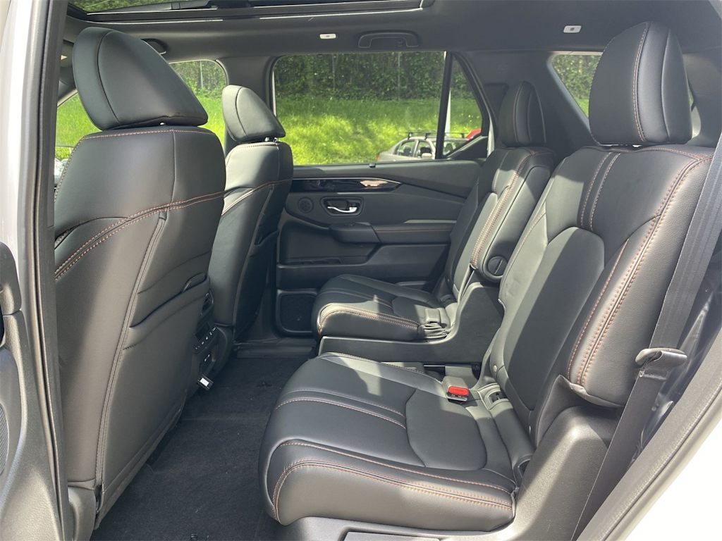 Thumbnail: 2025 Honda Pilot - 10