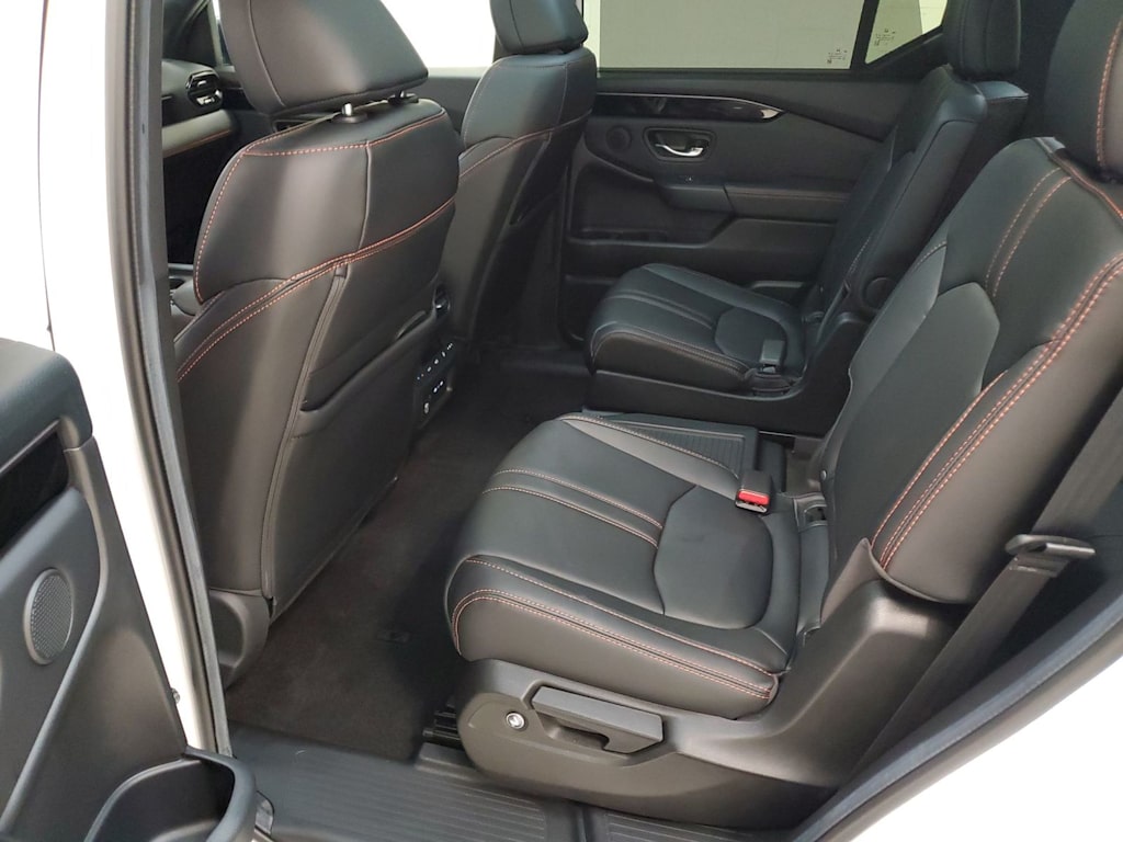 Thumbnail: 2024 Honda Pilot - 9