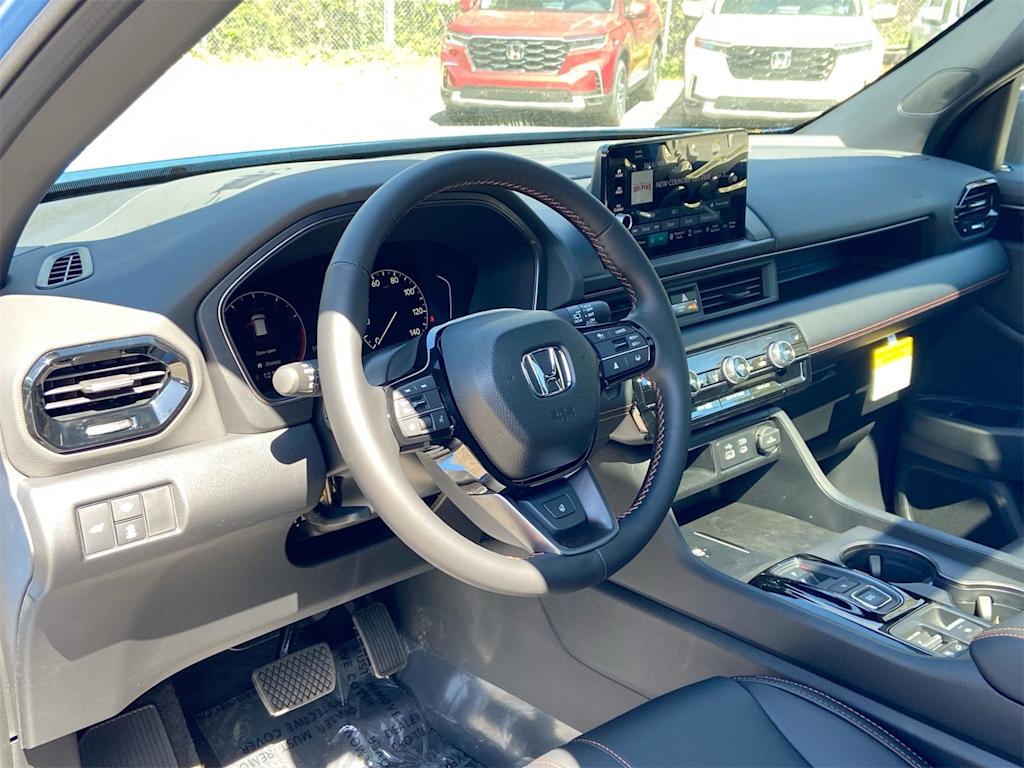 Thumbnail: 2025 Honda Pilot - 8