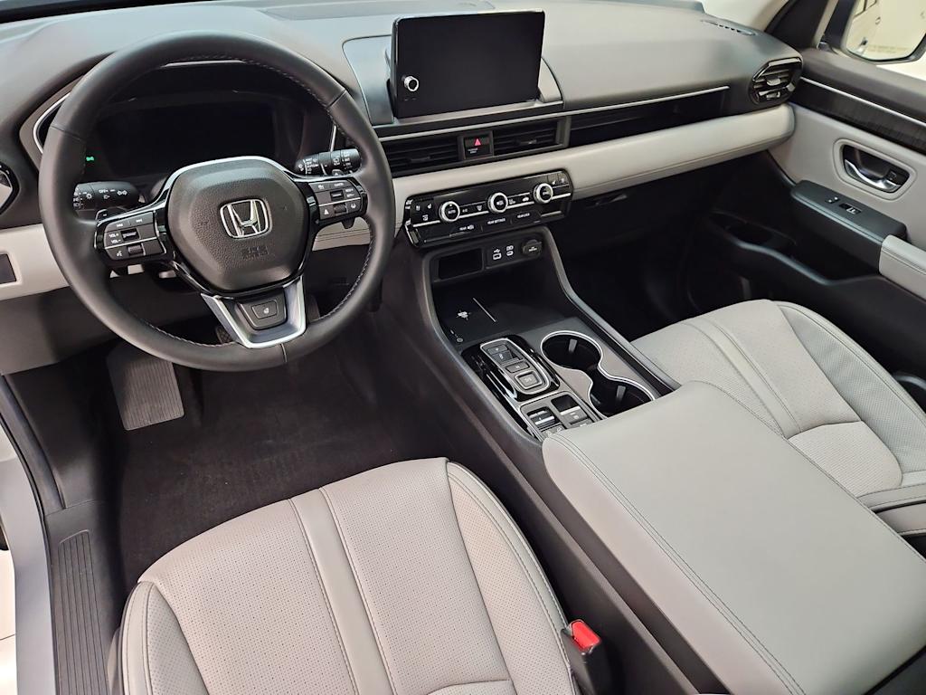 Thumbnail: 2025 Honda Pilot - 7