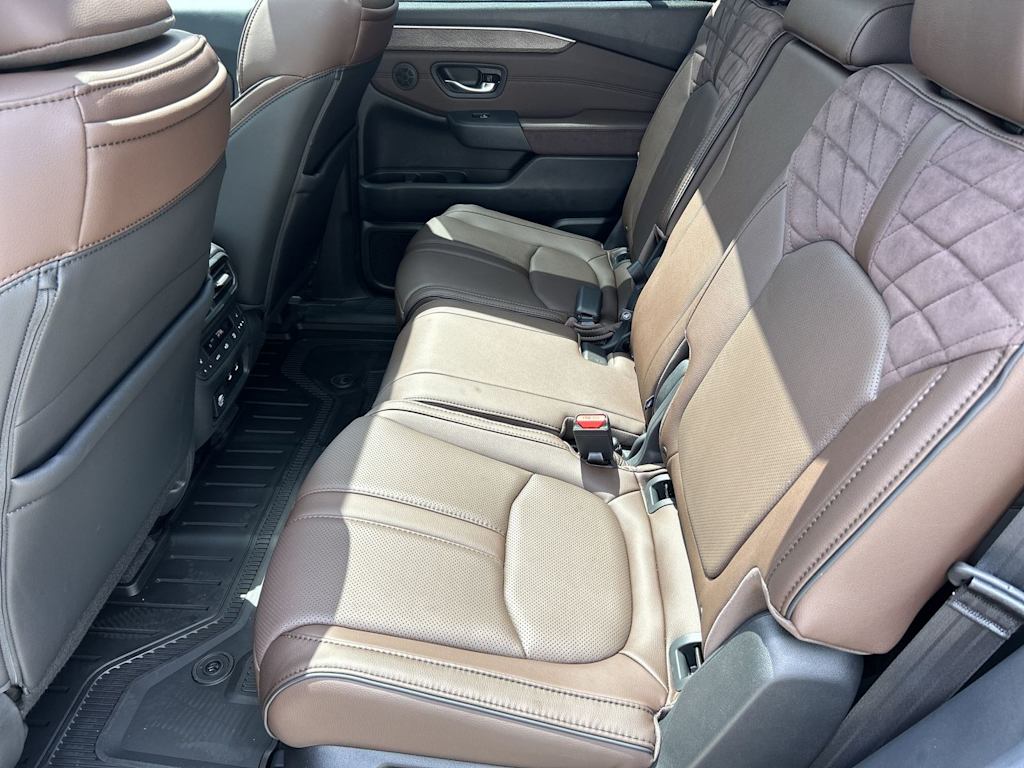 Thumbnail: 2026 Honda Pilot - 9