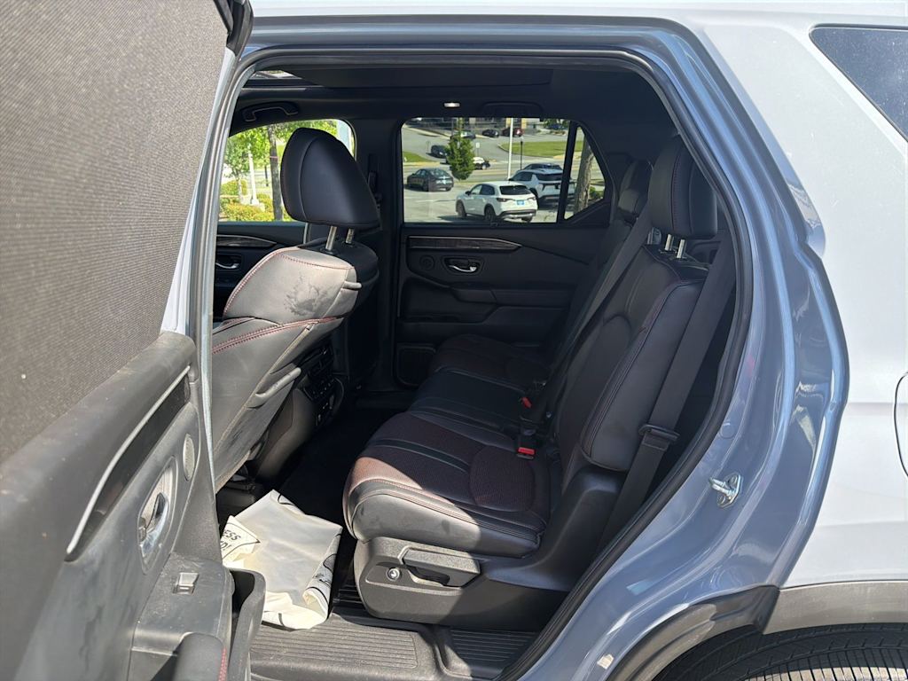 Thumbnail: 2025 Honda Pilot - 7