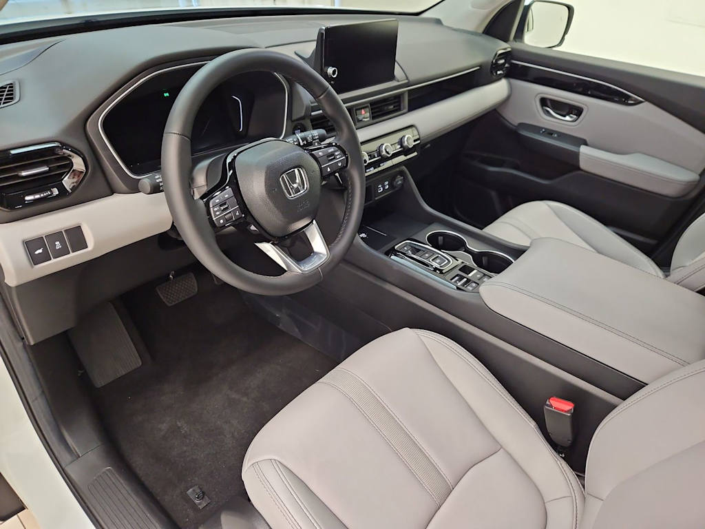 Thumbnail: 2025 Honda Pilot - 2