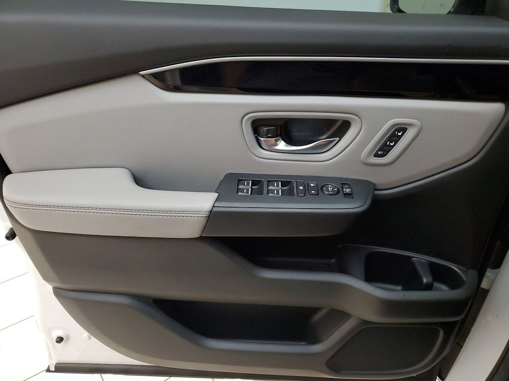 Thumbnail: 2025 Honda Pilot - 24