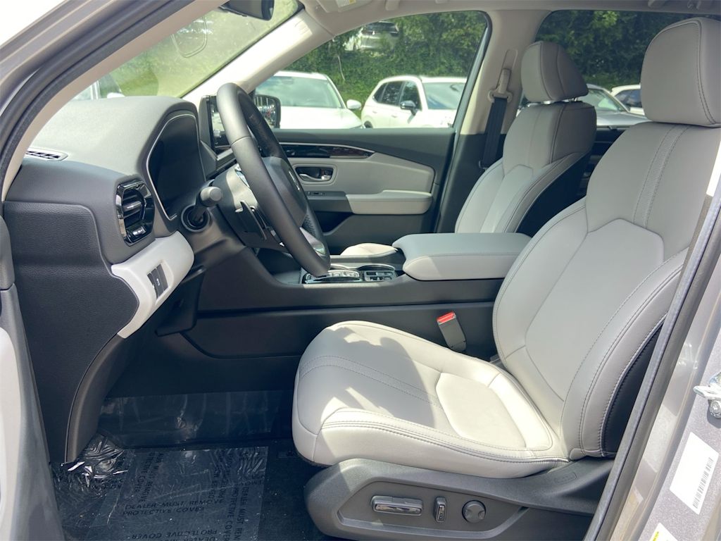 Thumbnail: 2025 Honda Pilot - 9