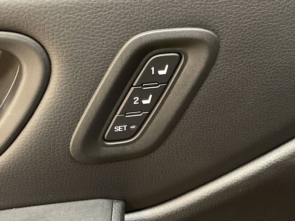 Thumbnail: 2025 Honda Pilot - 25