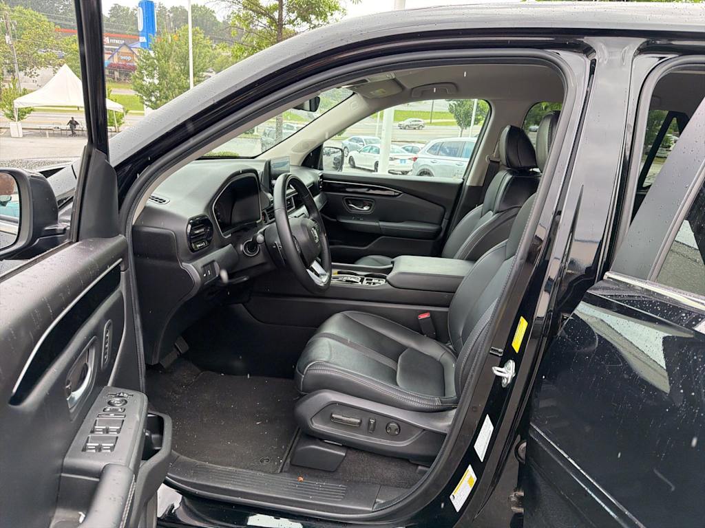 Thumbnail: 2024 Honda Pilot - 21