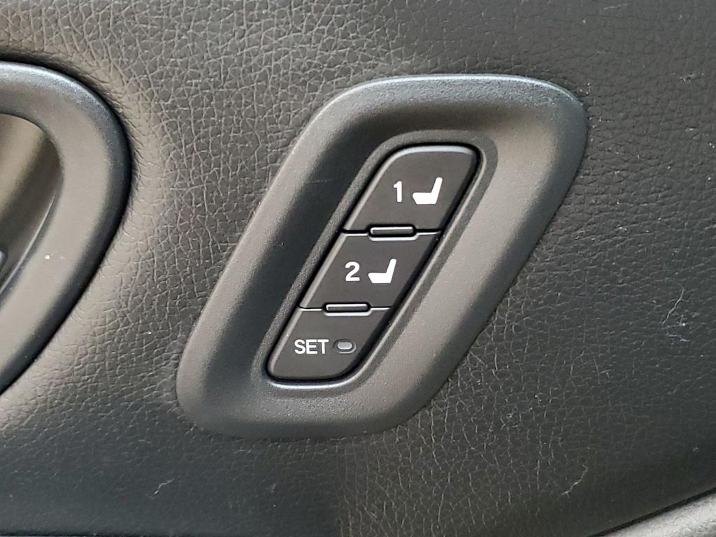 Thumbnail: 2024 Honda Pilot - 25