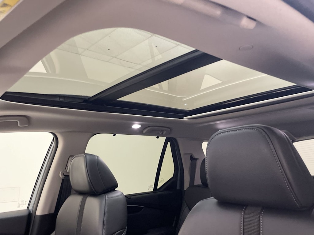 Thumbnail: 2023 Honda Pilot - 15