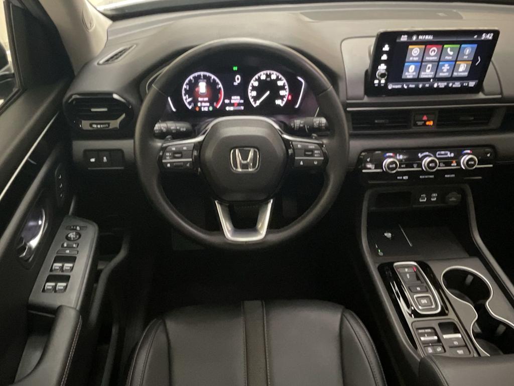 Thumbnail: 2023 Honda Pilot - 10