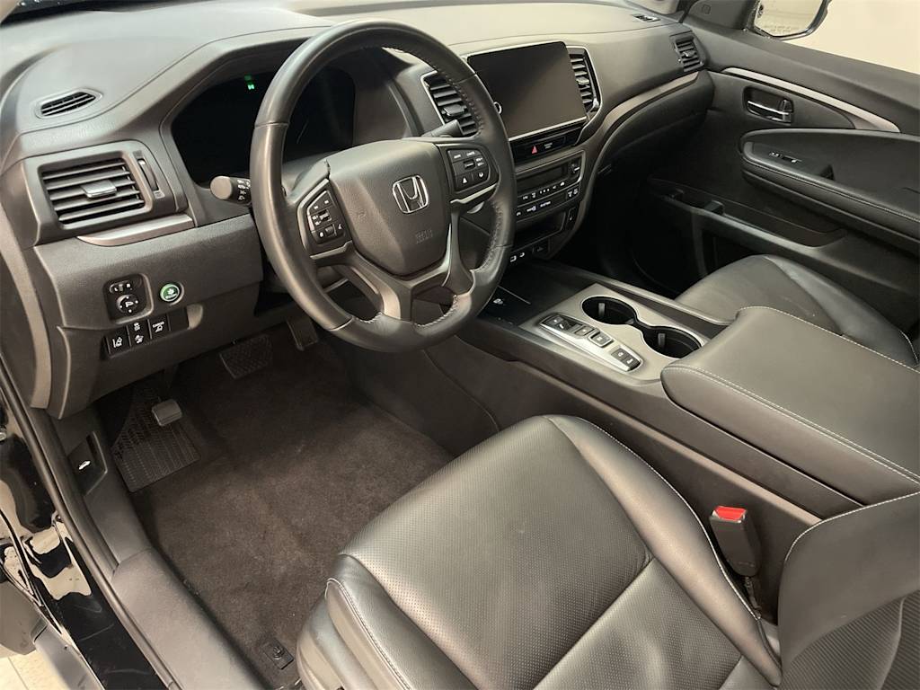 Thumbnail: 2025 Honda Ridgeline - 2