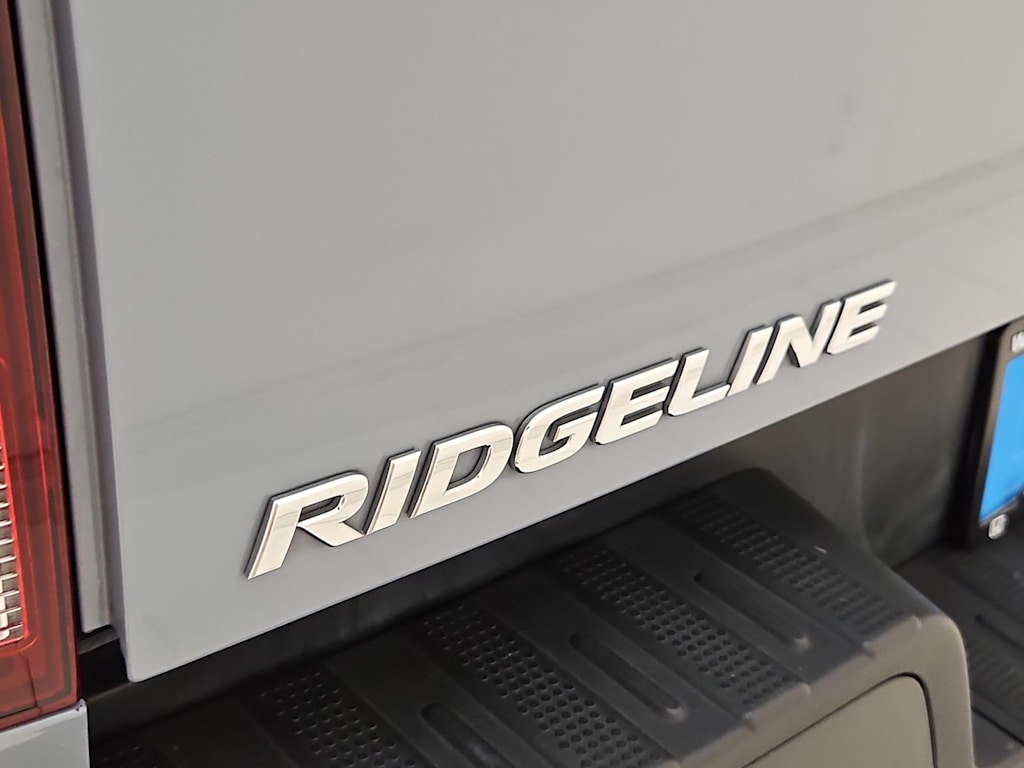 Thumbnail: 2022 Honda Ridgeline - 2
