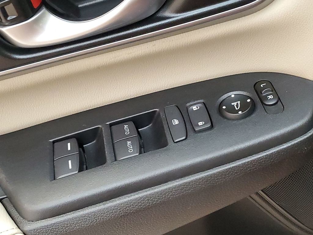 Thumbnail: 2018 Honda CR-V - 26