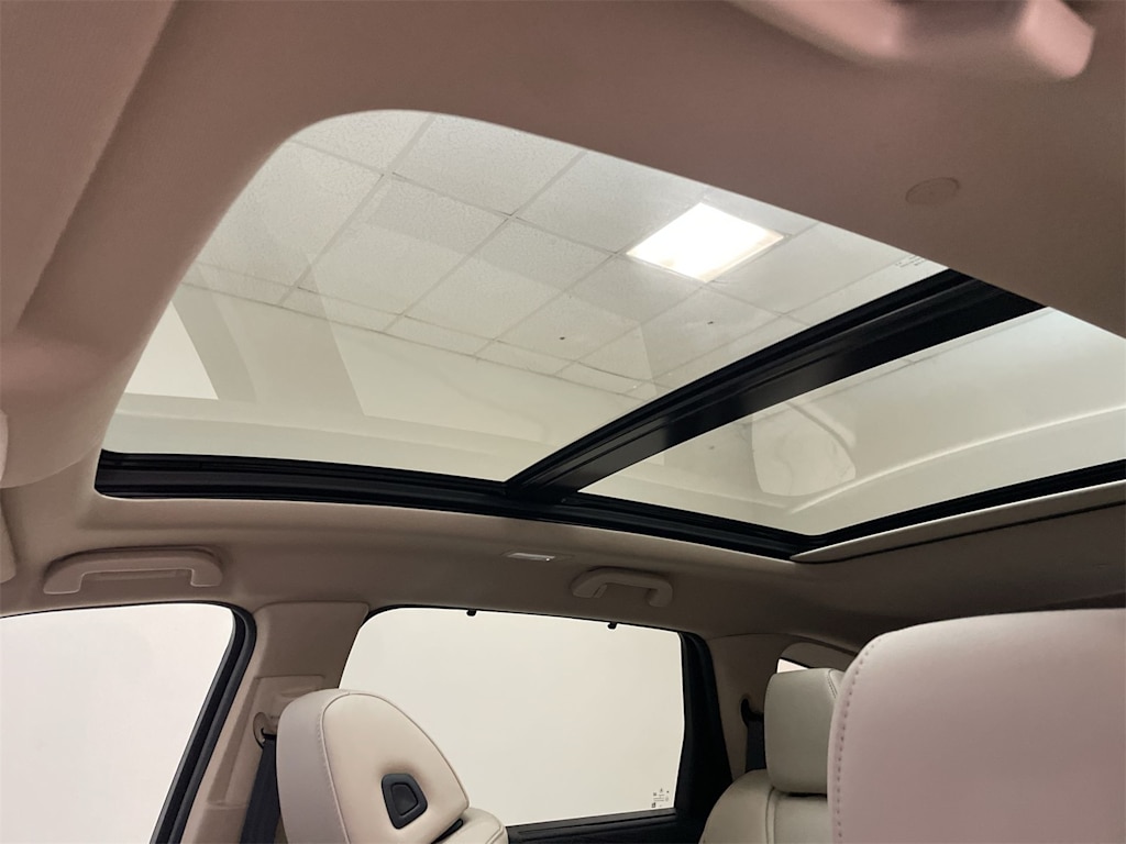 Thumbnail: 2024 Acura MDX - 14