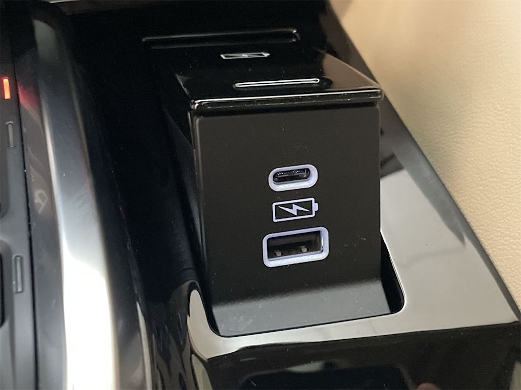 Thumbnail: 2024 Acura MDX - 19