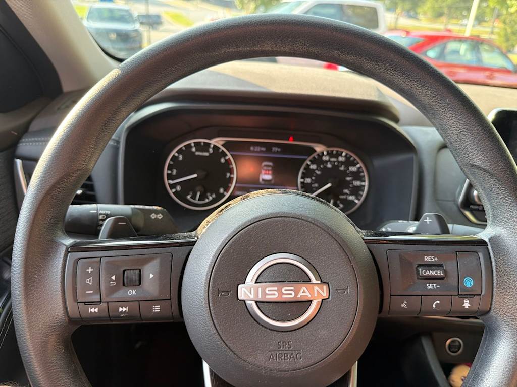 Thumbnail: 2023 Nissan Rogue - 24