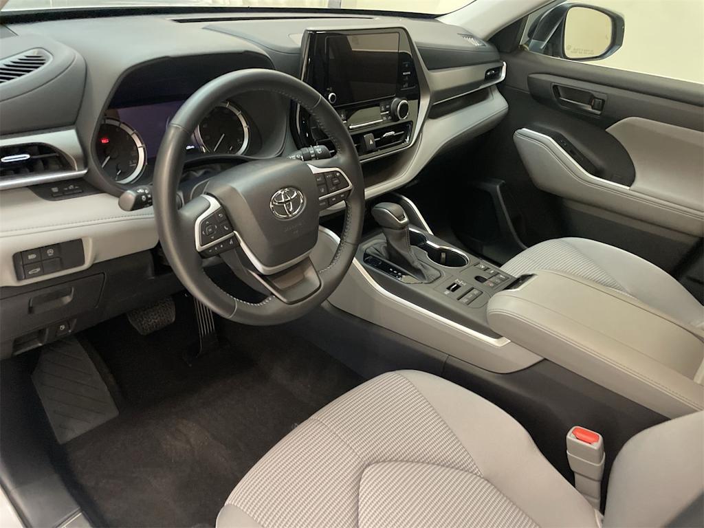 Thumbnail: 2023 Toyota Highlander - 2