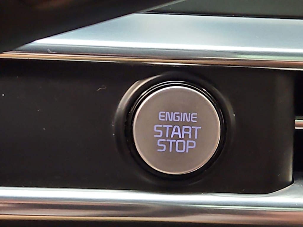 Thumbnail: 2023 Kia K5 - 18