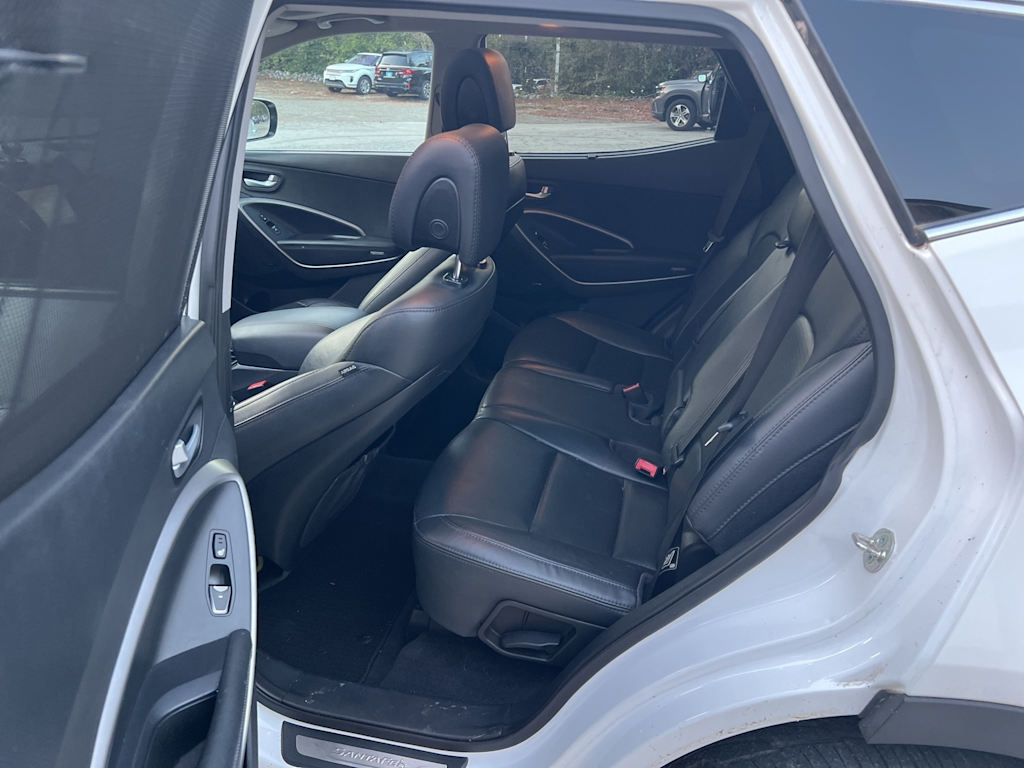 Thumbnail: 2016 Hyundai Santa Fe - 7