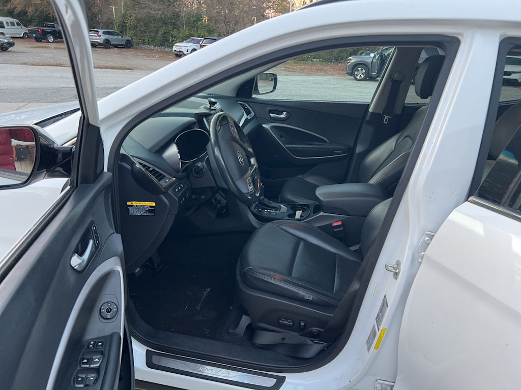 Thumbnail: 2016 Hyundai Santa Fe - 6