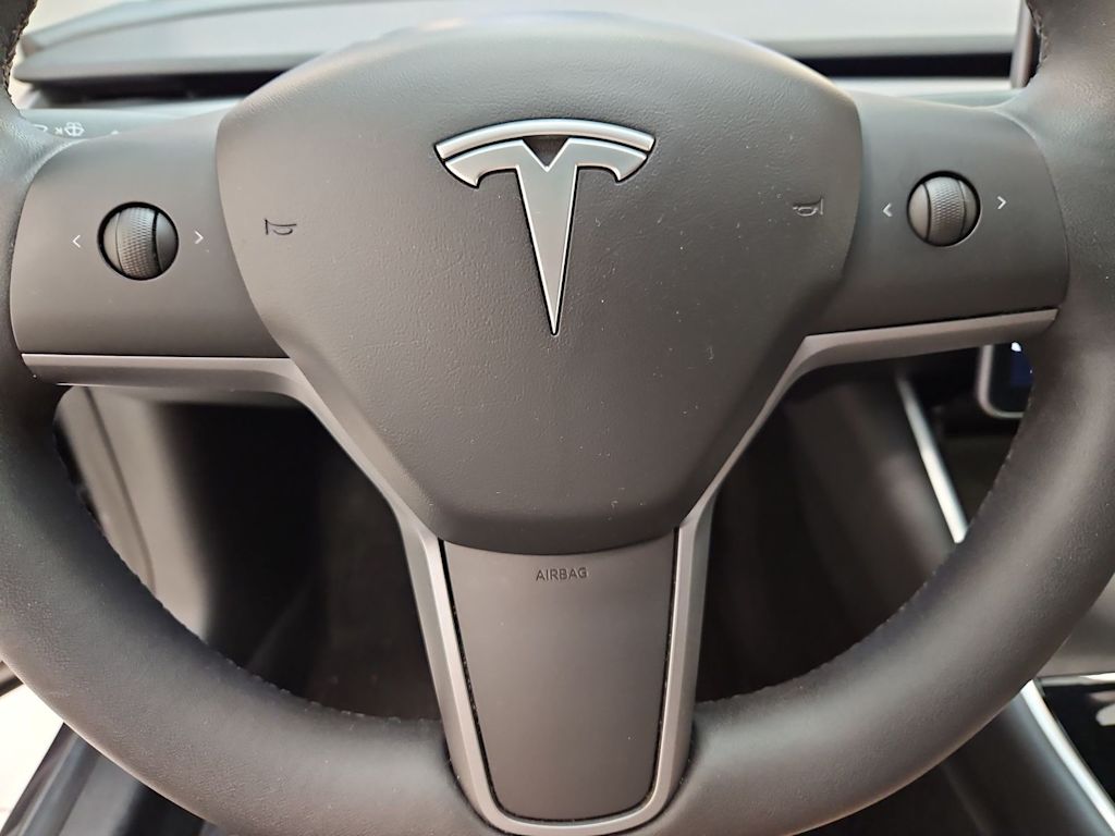Thumbnail: 2020 Tesla Model 3 - 19