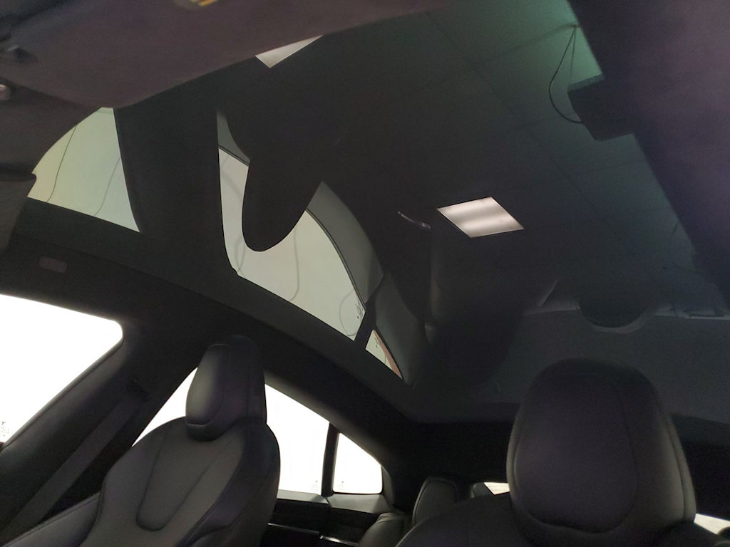 Thumbnail: 2021 Tesla Model S - 14