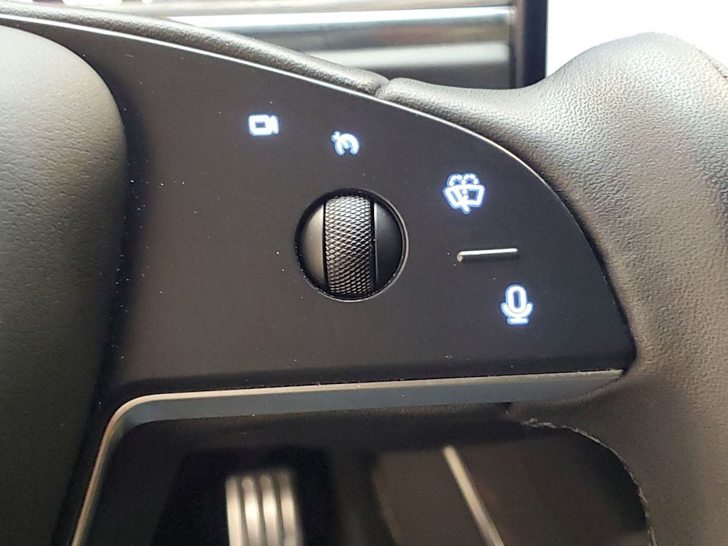 Thumbnail: 2021 Tesla Model S - 21