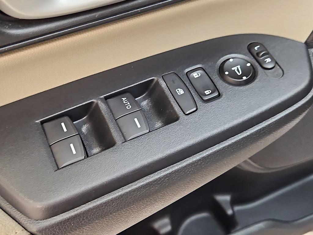 Thumbnail: 2020 Honda CR-V - 20