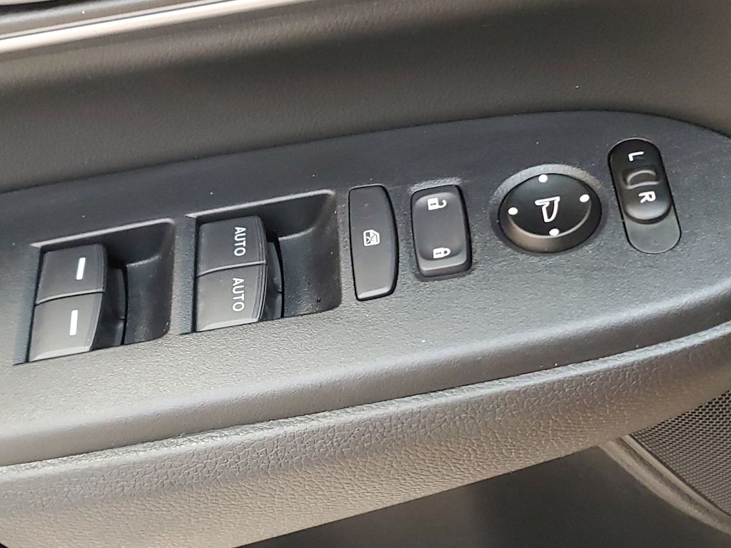 Thumbnail: 2019 Honda CR-V - 25