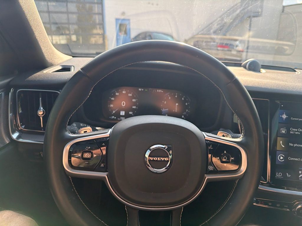 Thumbnail: 2019 Volvo S60 - 2