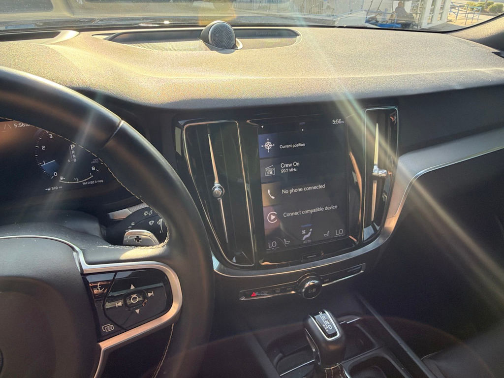 Thumbnail: 2019 Volvo S60 - 8