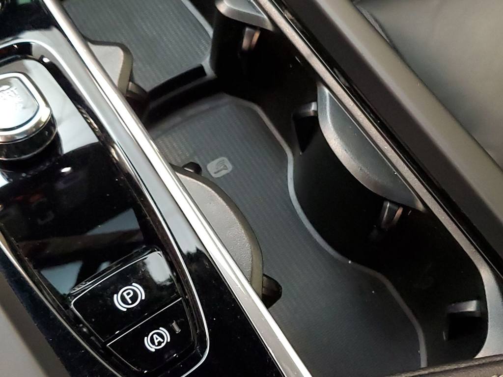 Thumbnail: 2024 Volvo S60 - 19
