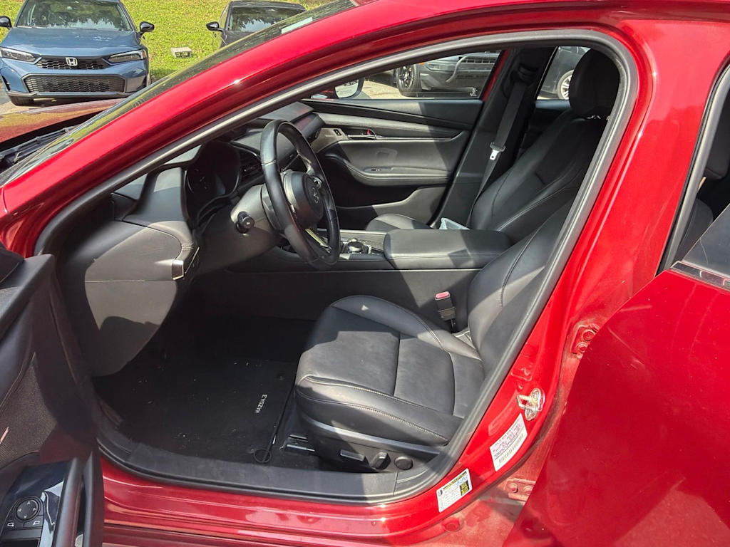 Thumbnail: 2019 Mazda Mazda3 - 21
