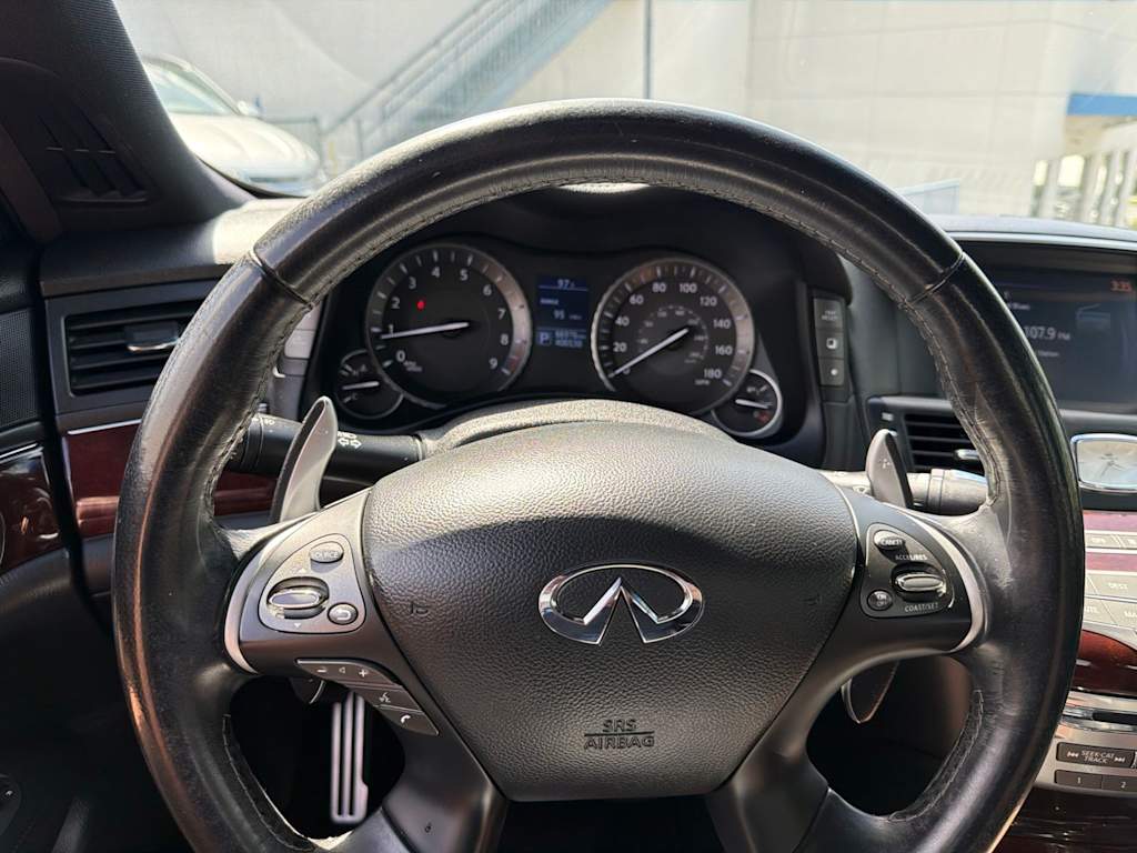 Thumbnail: 2017 INFINITI Q70 - 7