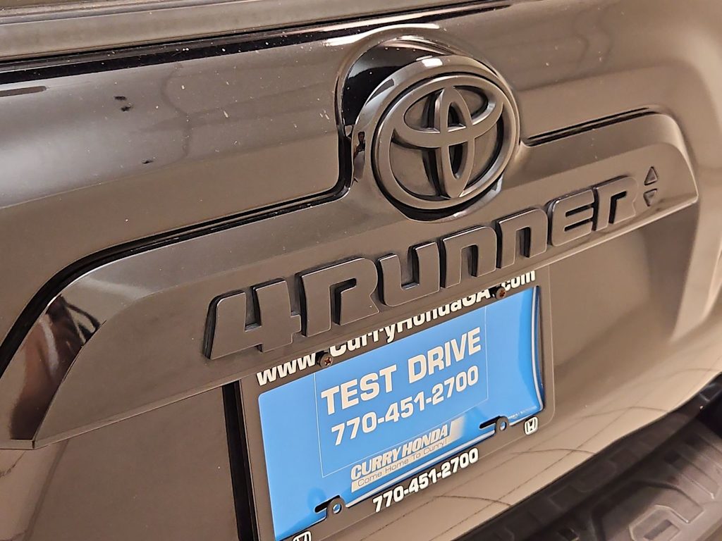 Thumbnail: 2021 Toyota 4Runner - 5