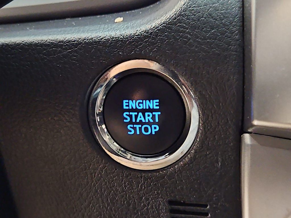Thumbnail: 2021 Toyota 4Runner - 19