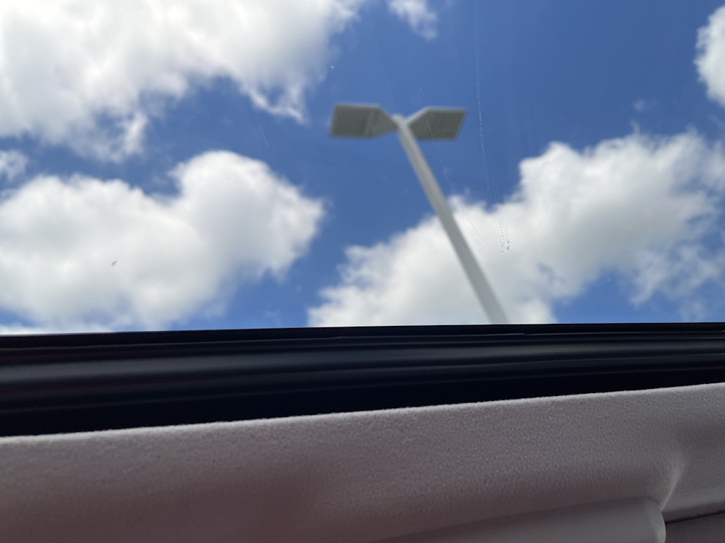 Thumbnail: 2015 Toyota 4Runner - 15