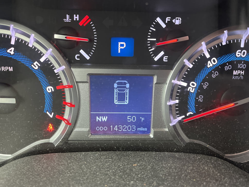 Thumbnail: 2015 Toyota 4Runner - 8